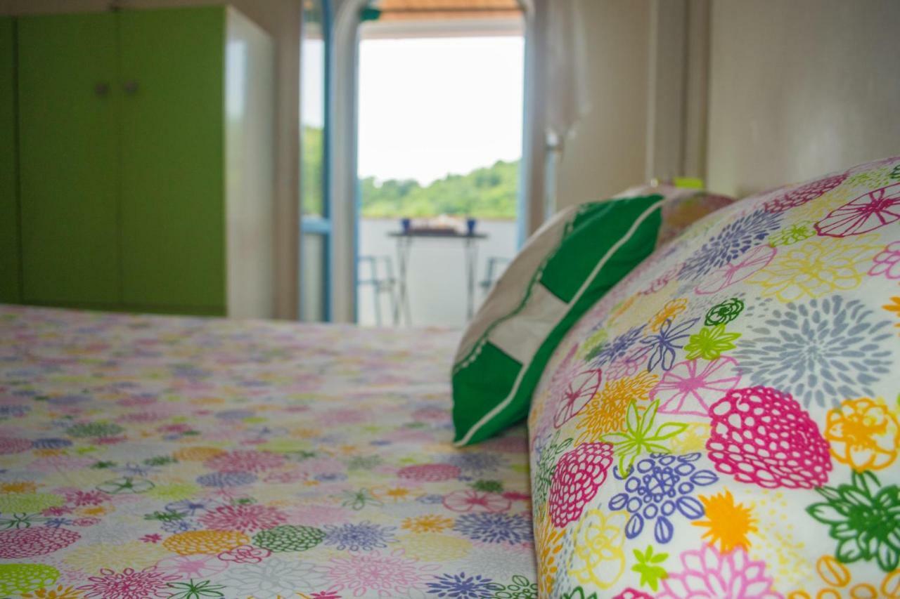 Benvenuti Nel Sud Bed & Breakfast Sessa Cilento Exterior photo
